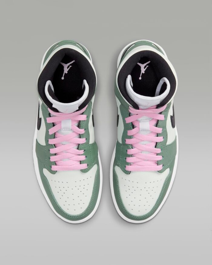WMNSAIRJORDAN1MIDSE 2