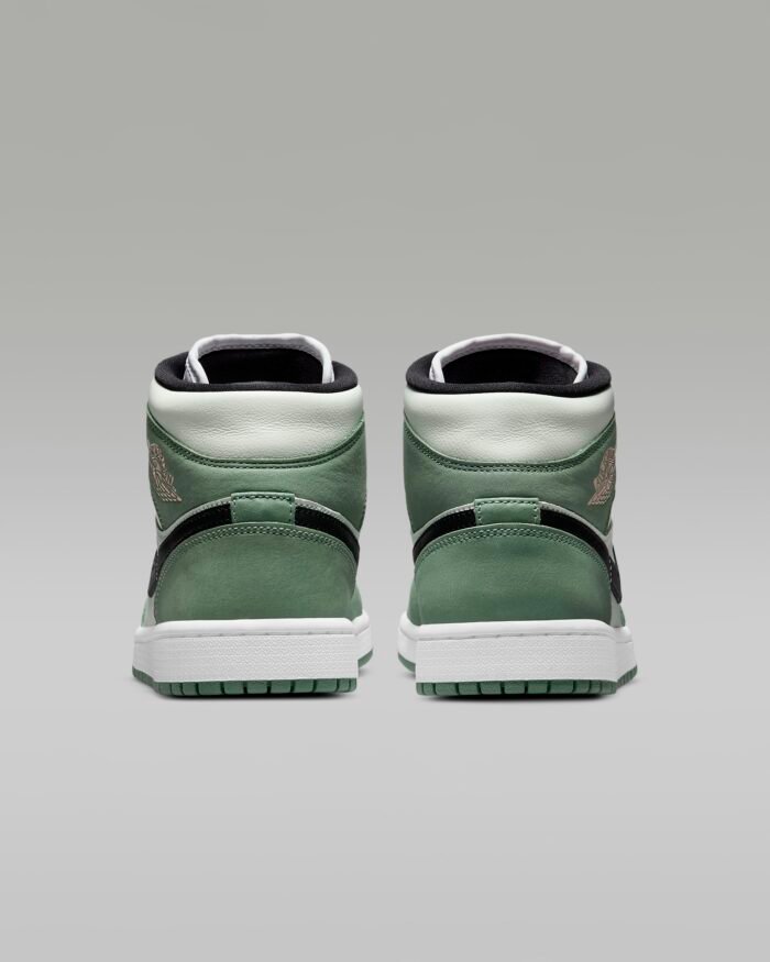 WMNSAIRJORDAN1MIDSE 4